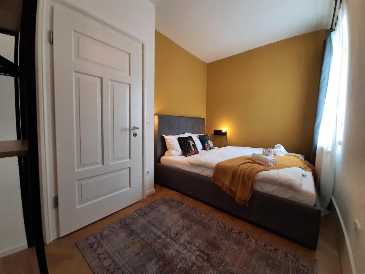 Apartment 4-6 Personen I 80Qm I Altstadt I Dachterasse I Parkplatz Straubing Exterior foto