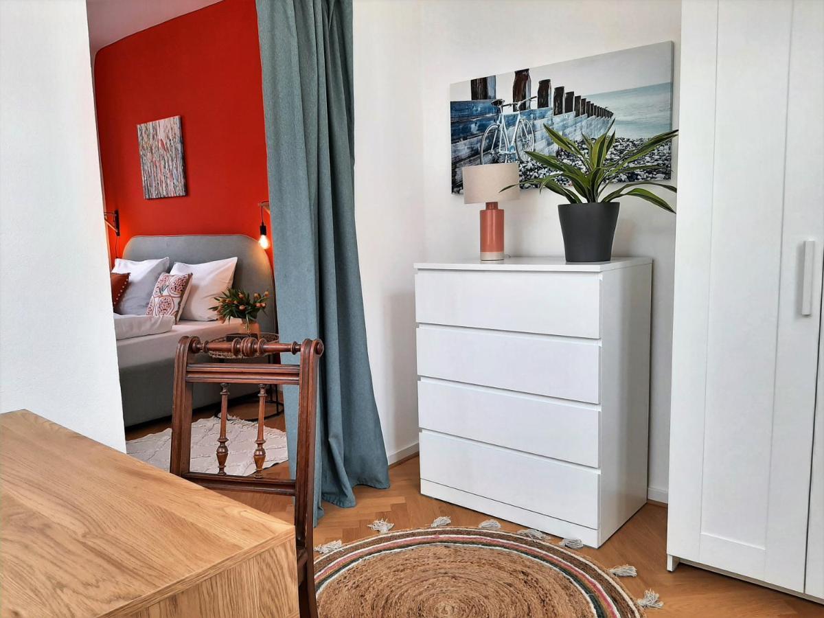 Apartment 4-6 Personen I 80Qm I Altstadt I Dachterasse I Parkplatz Straubing Exterior foto